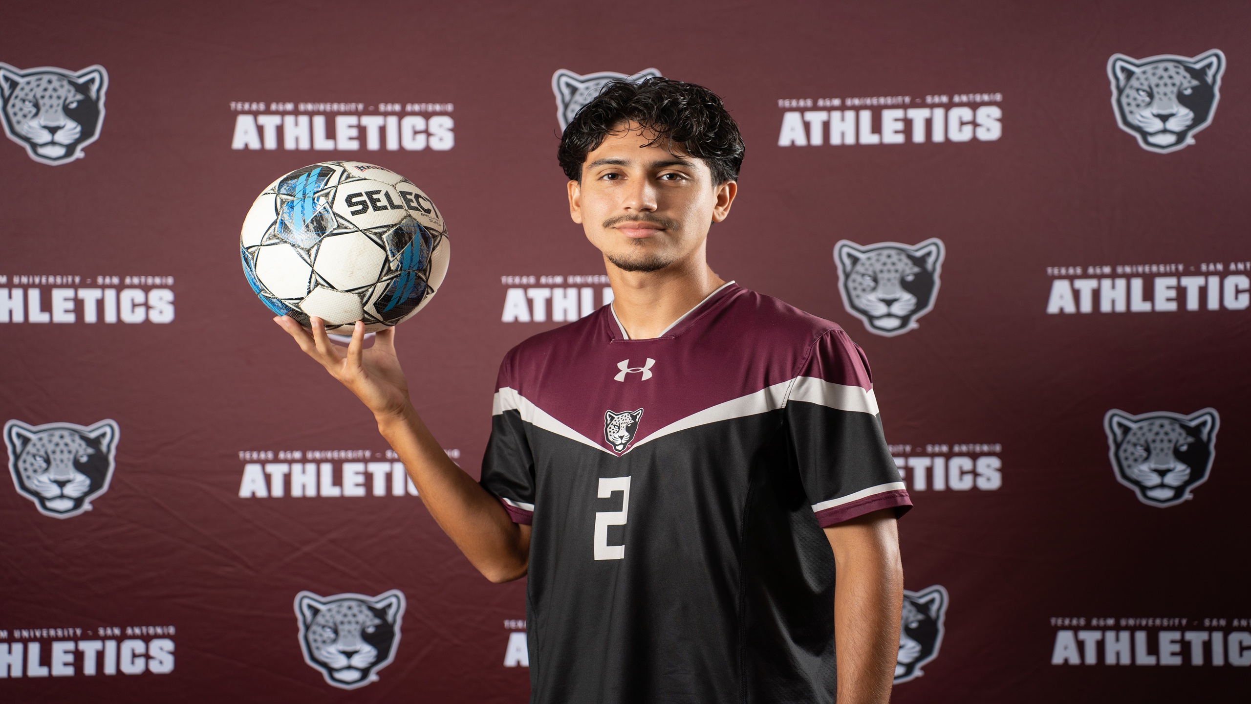Jacob Olivares, JR